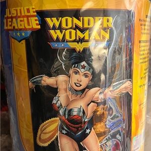 DC Comics Wonder Woman Blanket with Black and Yellow Design Twin